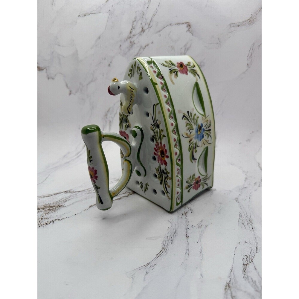 Vintage R.C. & CAL Juncal Portugal‎ Reel 836 Iron Potpourri Sachet Holder